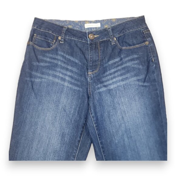 Women's Coldwater Creek Dark Wash Boot-Cut Denim Jeans Size: 8 - Picture 3 of 8